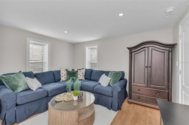 1611 HYDE PARK STREET, Sarasota, FL 34239