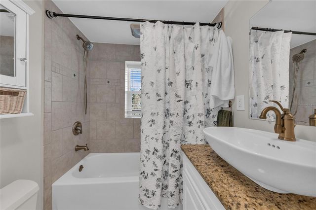 1611 HYDE PARK STREET, Sarasota, FL 34239