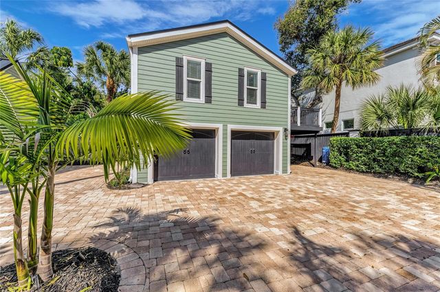 1611 HYDE PARK STREET, Sarasota, FL 34239