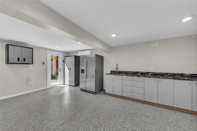 1611 HYDE PARK STREET, Sarasota, FL 34239