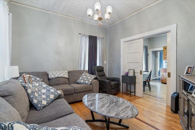 6 Dawson Street, Milton, NH 03851