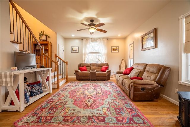 226 Nash Rd, Summertown, TN 38483