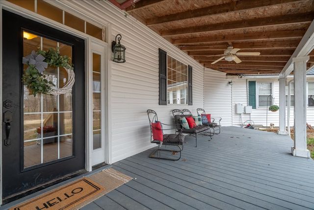 226 Nash Rd, Summertown, TN 38483