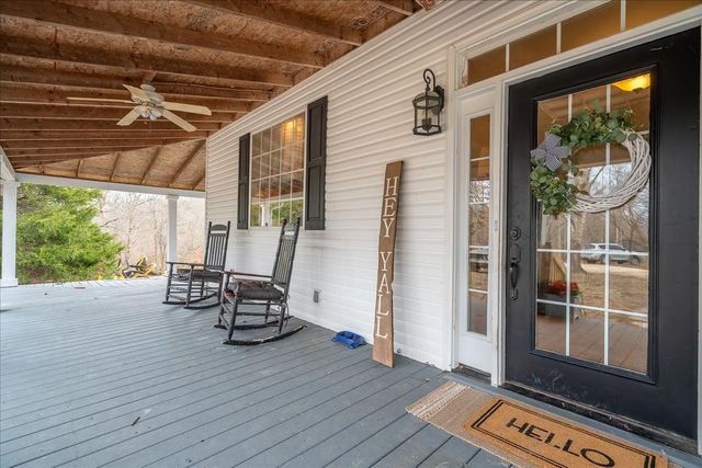 226 Nash Rd, Summertown, TN 38483