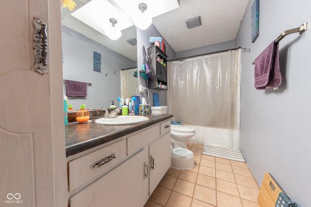 450 S County Road 90 W, North Vernon, IN 47265