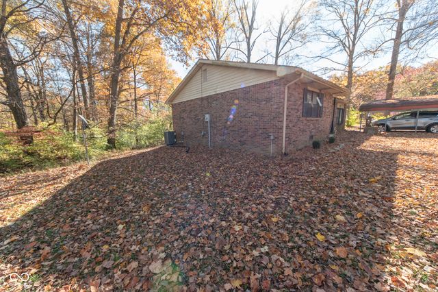 450 S County Road 90 W, North Vernon, IN 47265