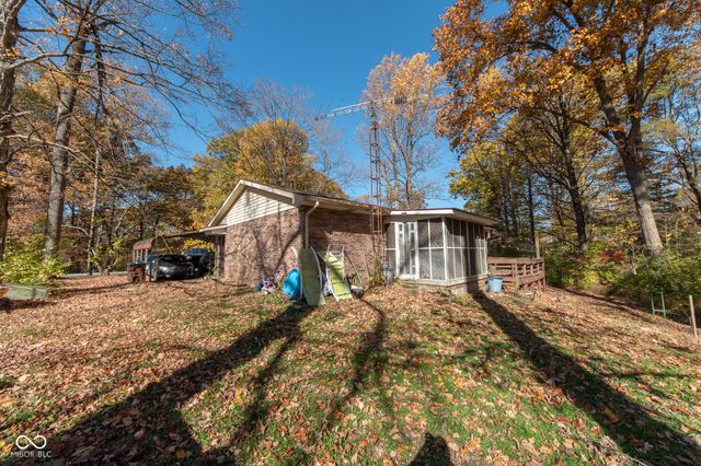 450 S County Road 90 W, North Vernon, IN 47265