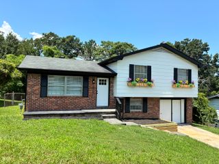 3015 Towerway Drive, Chattanooga, TN 37406