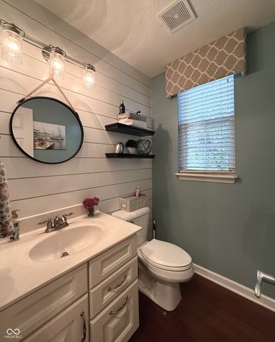 2094 Seneca Lane, Plainfield, IN 46168