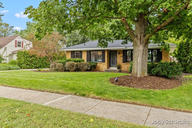 3973 41st Street Sw, Grandville City, MI 49418