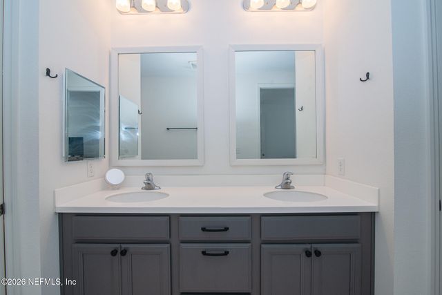11332 BREAKERS BAY Way, Jacksonville, FL 32256