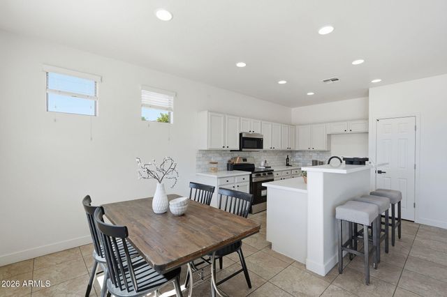 437 S 163RD Lane, Goodyear, AZ 85338