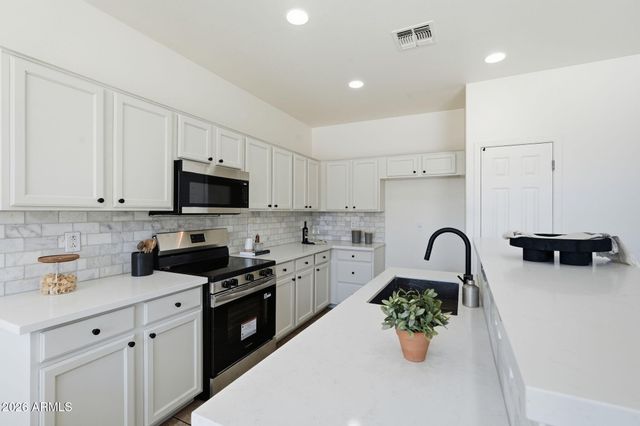 437 S 163RD Lane, Goodyear, AZ 85338