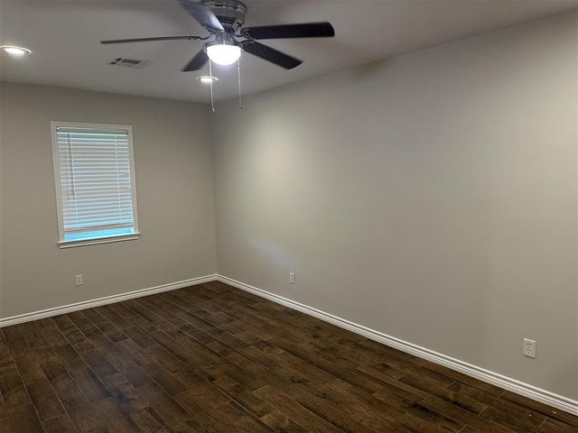 2116 Ellis, Westlake, LA 70669