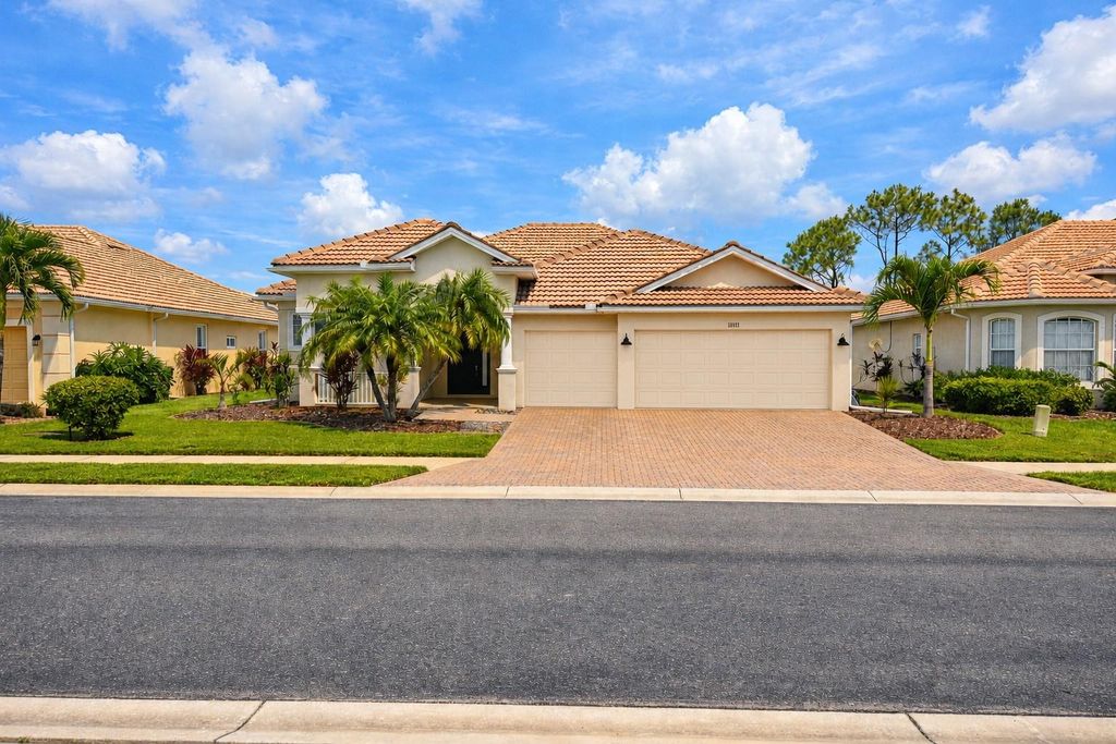 11935 GRANITE WOODS LOOP, Venice, FL 34292