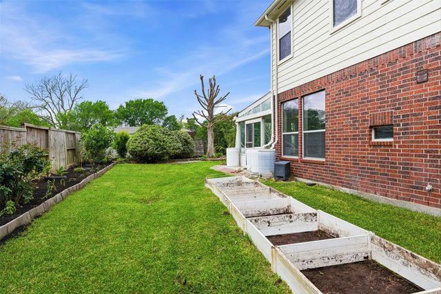 8402 Port Branch Drive, Richmond, TX 77406