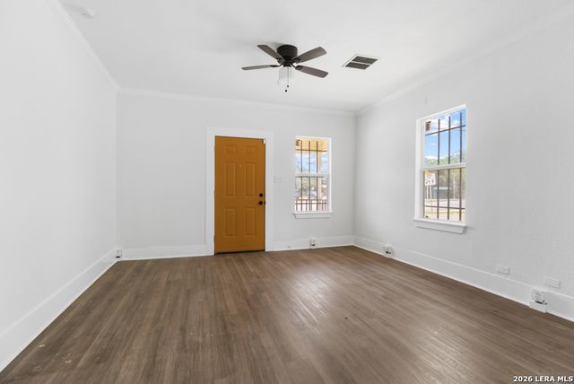 843 CULEBRA RD, San Antonio, TX 78201
