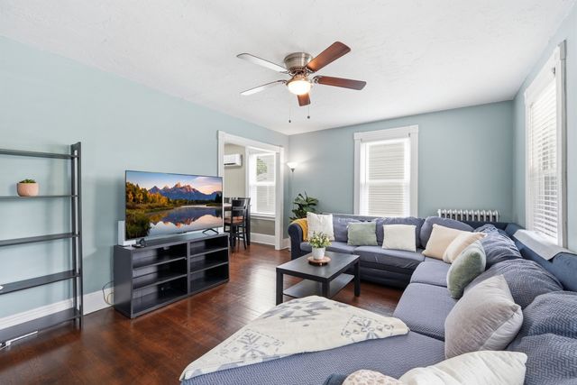 96 Apricot St, Worcester, MA 01603
