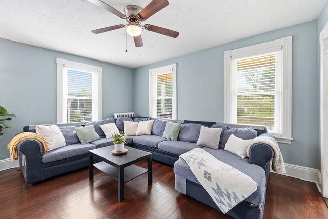 96 Apricot St, Worcester, MA 01603