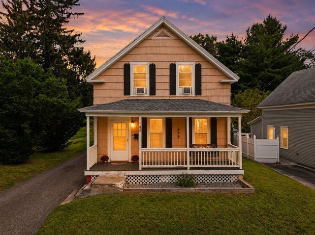 96 Apricot St, Worcester, MA 01603