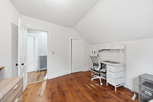 96 Apricot St, Worcester, MA 01603