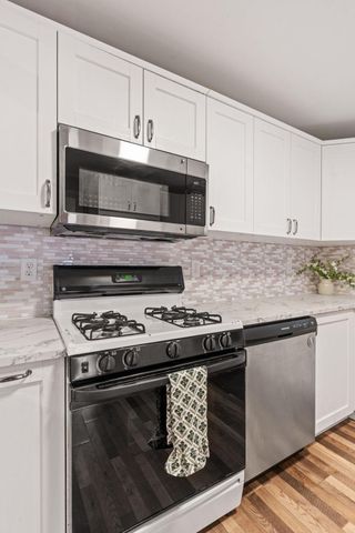 1752 Flandrau Street, Maplewood, MN 55109