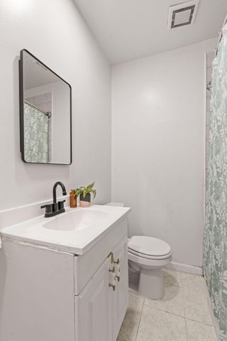 1752 Flandrau Street, Maplewood, MN 55109