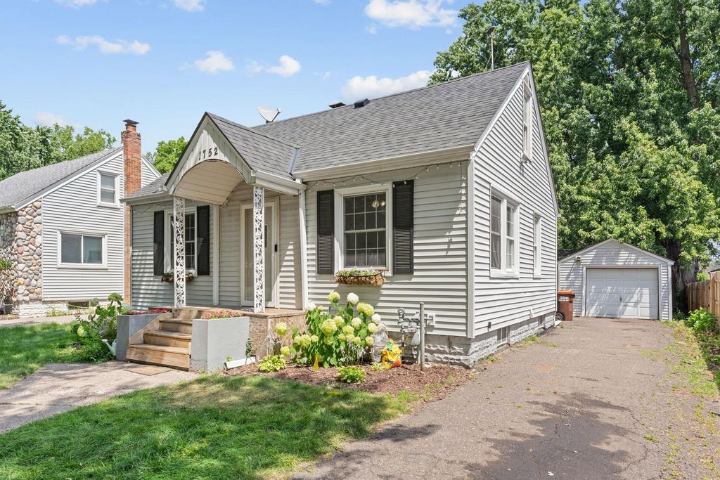 1752 Flandrau Street, Maplewood, MN 55109 — photo 4