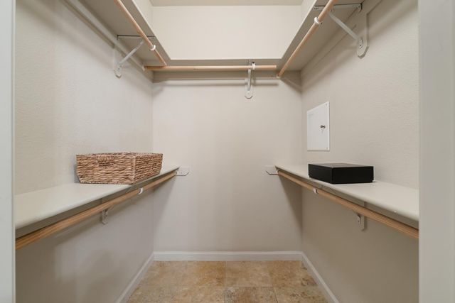 1212 Vessona Cir, Folsom, CA 95630