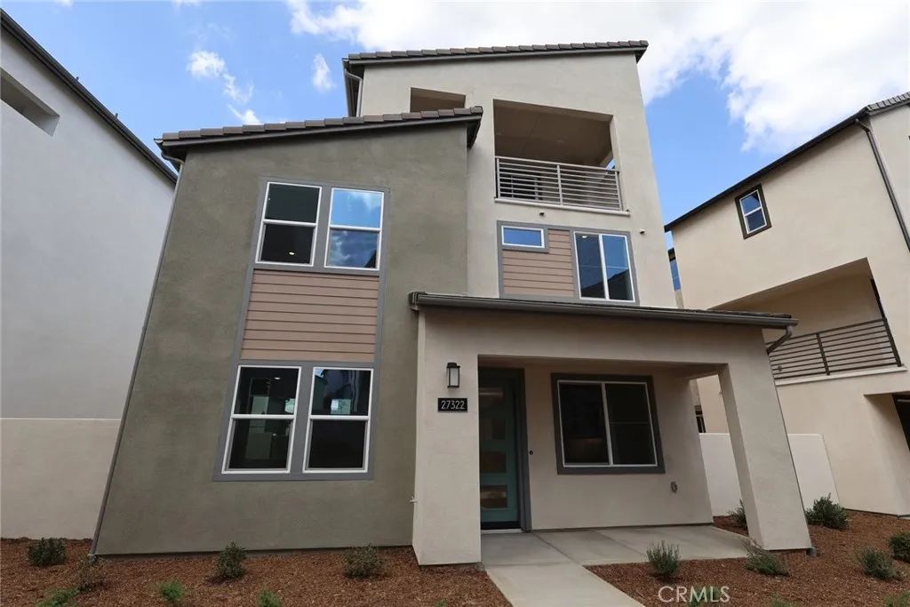 27322 Bear Paw Lane, Valencia, CA 91381