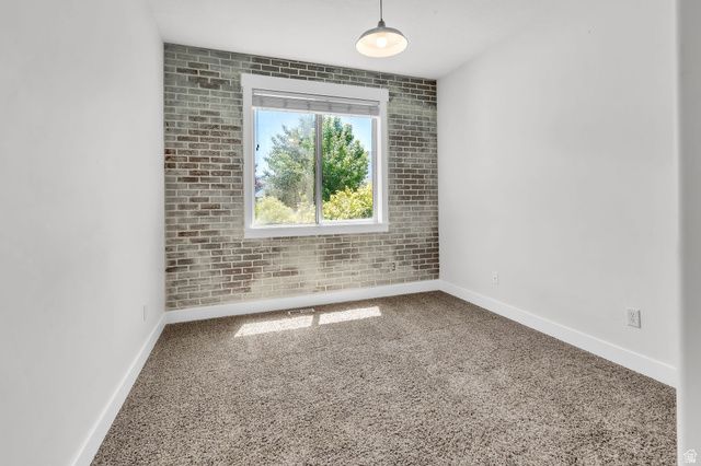 6 W PARK DR, Elk Ridge, UT 84651