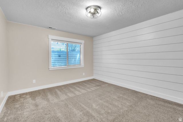 6 W PARK DR, Elk Ridge, UT 84651