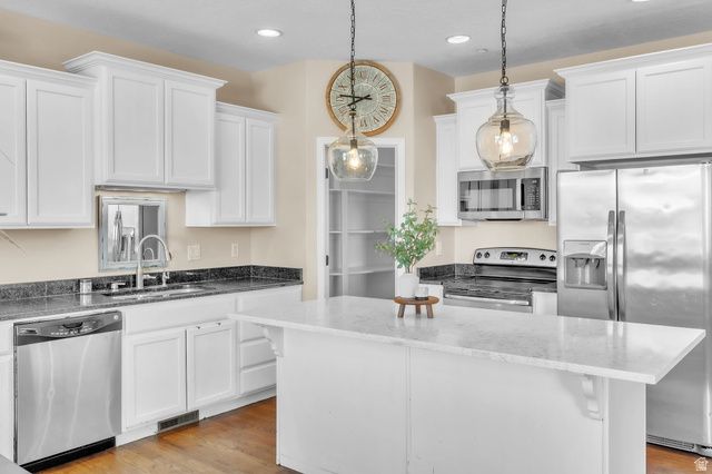 6 W PARK DR, Elk Ridge, UT 84651