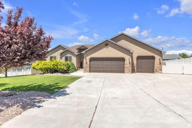 6 W PARK DR, Elk Ridge, UT 84651