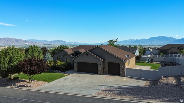 6 W PARK DR, Elk Ridge, UT 84651