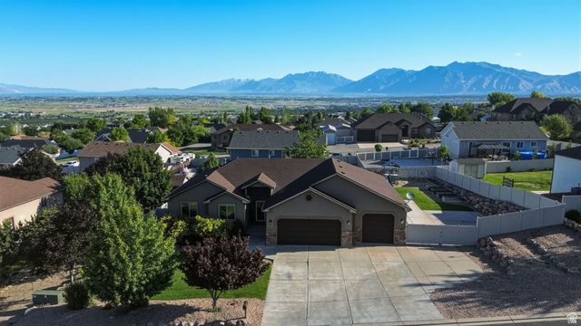 6 W PARK DR, Elk Ridge, UT 84651