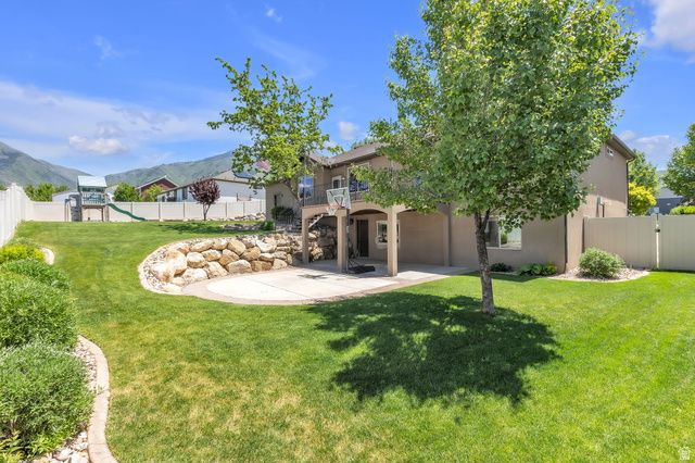 6 W PARK DR, Elk Ridge, UT 84651