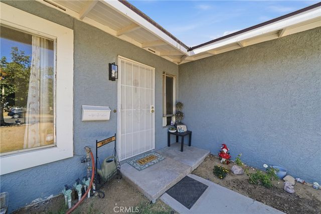 2004 Rushmore, Barstow, CA 92311