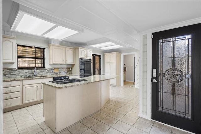 14559 Garden Valley Drive, Lindale, TX 75771