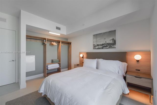 159 NE 6th St 4601, Miami, FL 33132