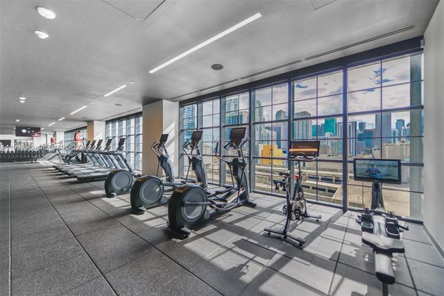 159 NE 6th St 4601, Miami, FL 33132