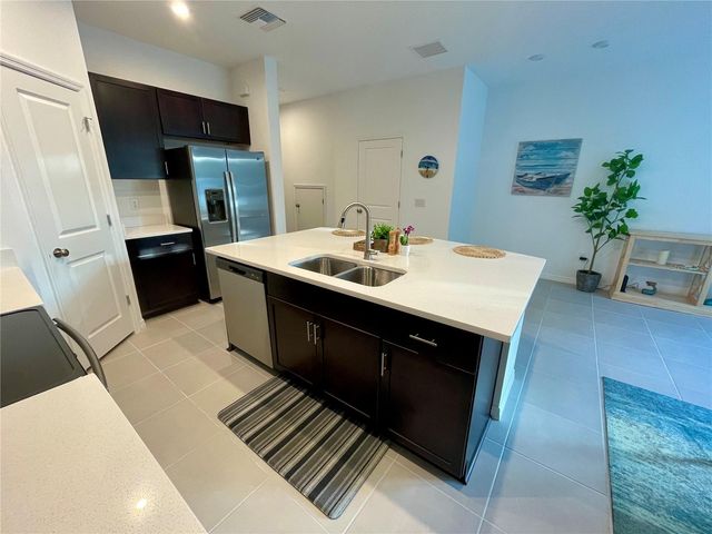 6417 FAIRMONT LANE, Palmetto, FL 34221