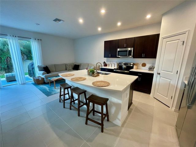 6417 FAIRMONT LANE, Palmetto, FL 34221