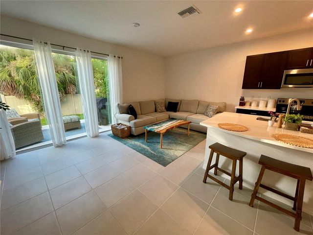 6417 FAIRMONT LANE, Palmetto, FL 34221