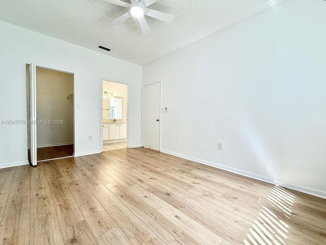 2151 NW 96th Ter 15G, Pembroke Pines, FL 33024