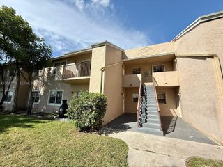 2151 NW 96th Ter 15G, Pembroke Pines, FL 33024