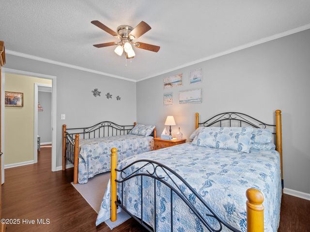 803 Wood Creek Drive, Hubert, NC 28539