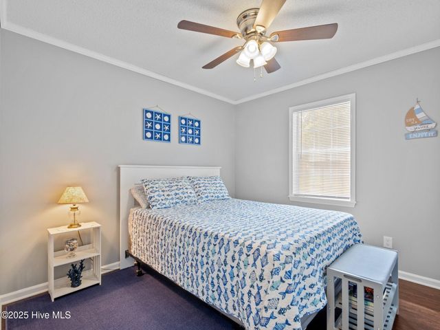 803 Wood Creek Drive, Hubert, NC 28539