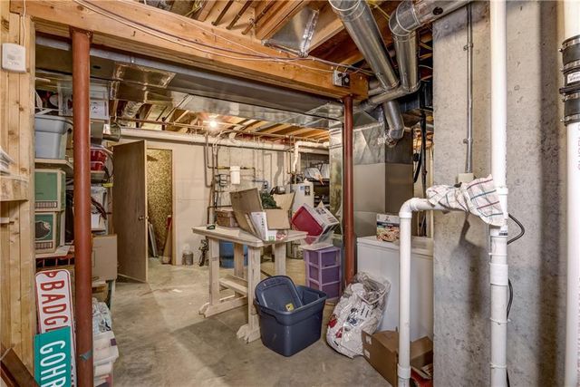 5620 McKai Drive, Eau Claire, WI 54703