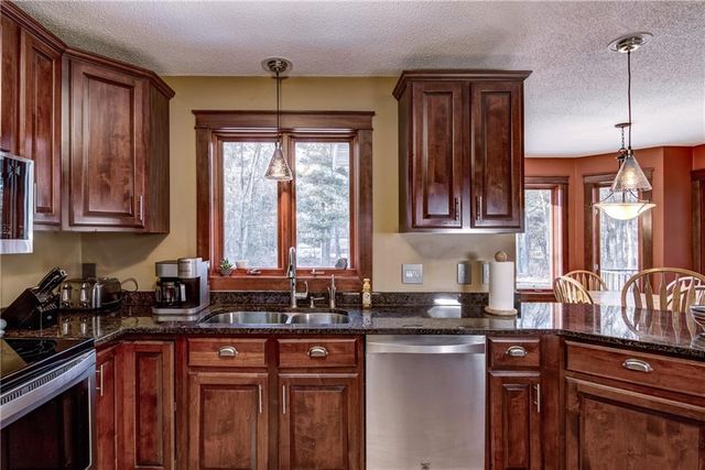 5620 McKai Drive, Eau Claire, WI 54703